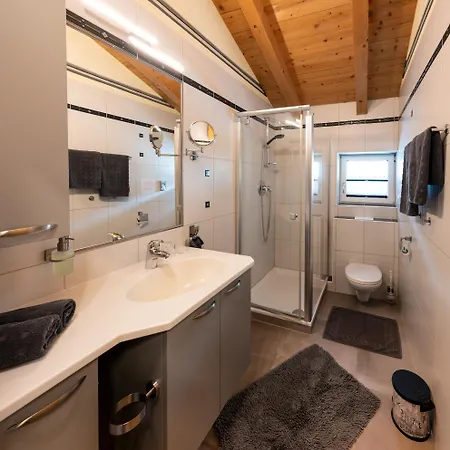 Conny לאנגנפלד