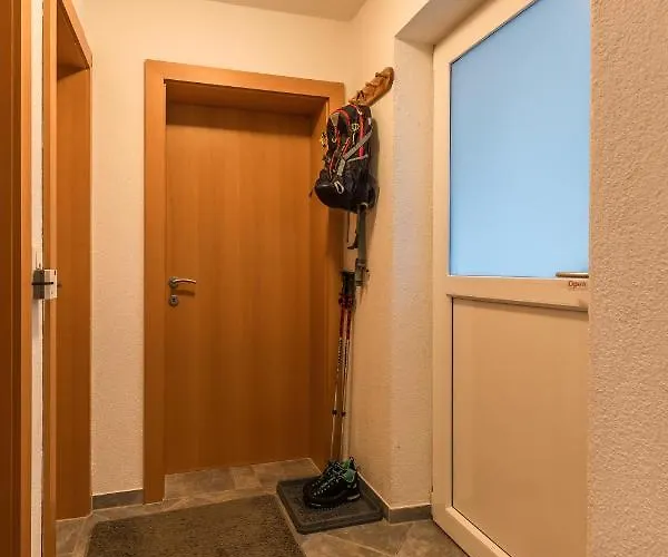 Conny * 朗根费尔德