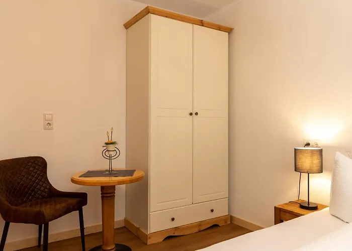 Conny * Λάνγκενφελντ